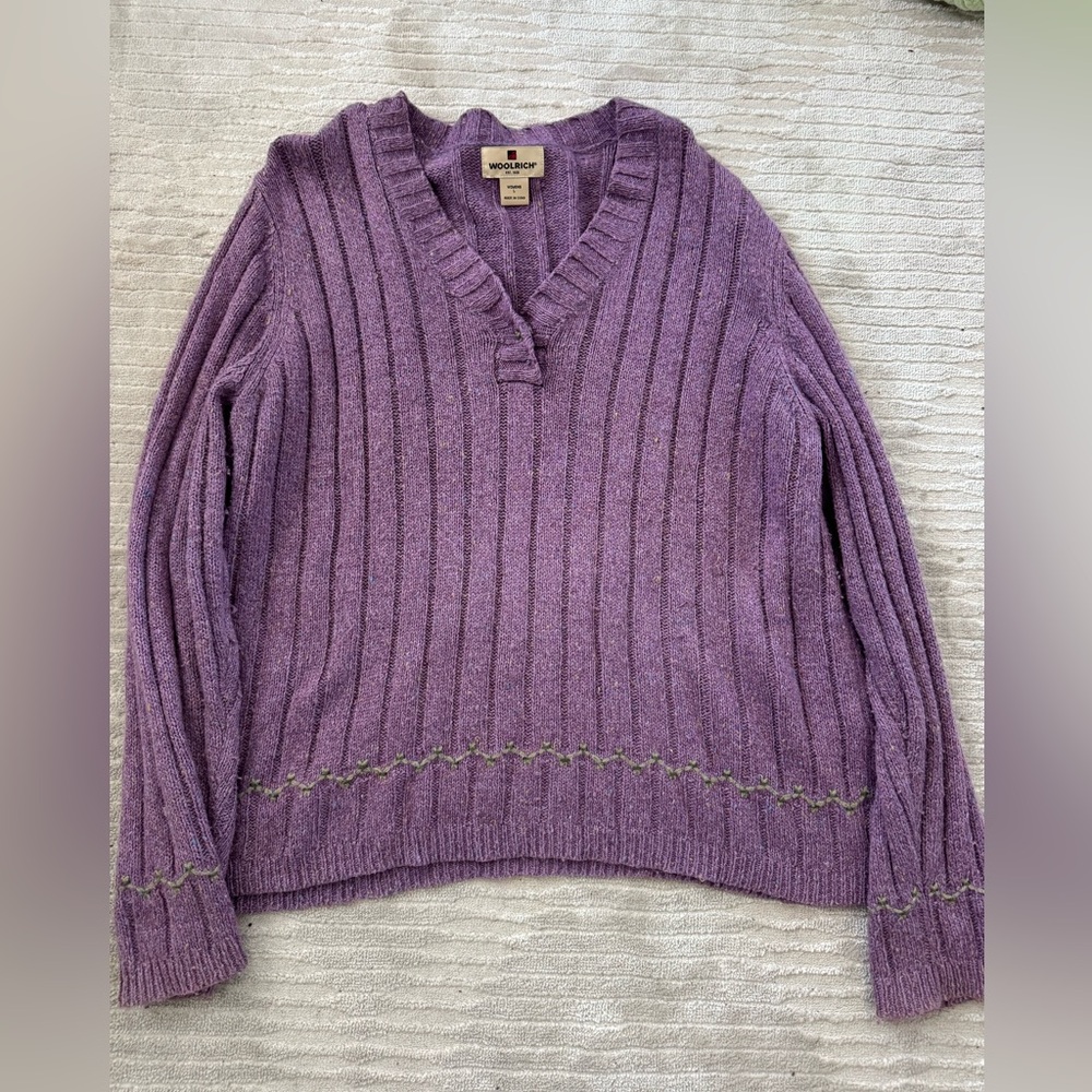 Woolrich Women's Lavender V-Neck Sweater Size Large